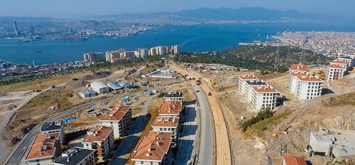 Emlak Konut GYO Bayraklı İhalesine 4 Firma Teklif Verdi