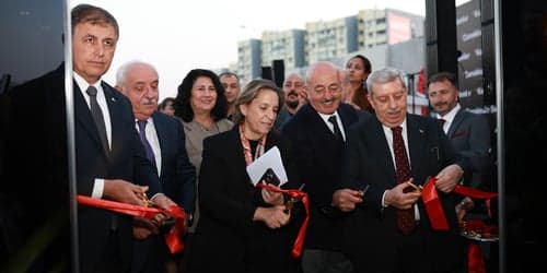 Metro Yapı'nın 'Kale' Mağazası Açıldı!